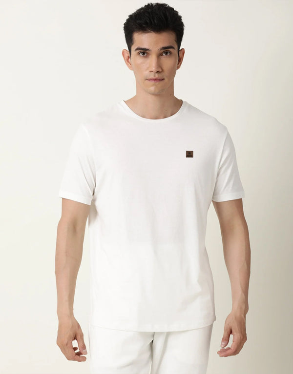 MENS PREMIUM T SHIRT WITH LEATHER BADGE-WHITE