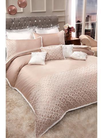 Embellished Freya sequence Duvet Cover - ONIEO - #1Best online shopping store in Pakistan